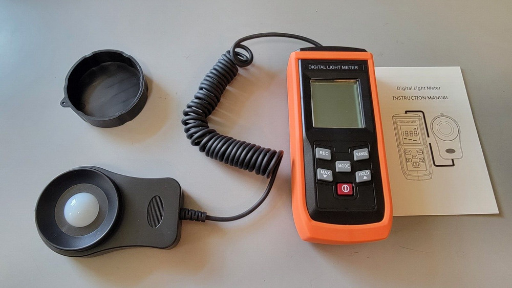 NEW Digital Light Meter 0 – 200,000