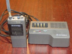 Motorola EXPO Portable Radio Handie Talkie With Charger untested