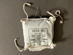 VINGTAGE CULLIGAN ZEOLITE CO. CLOTHH DESICCANT SILICA-GEL BAG ADVERTISING