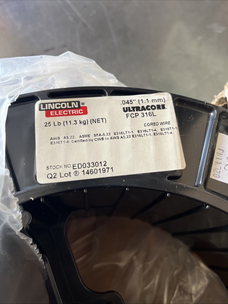 Lincoln Electric 25 Pound Spool Of .045 Ultra Core FCP 316 L