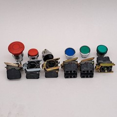 Schneider ZBV-G3, ZBE-102, ZBE-101 Monetary, E Stop, Turn, Indicator Lot of 6