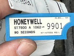 Honeywell Burner Control Fixed 90sec Plug-In Purge Timer P/N ST7800 A 1602