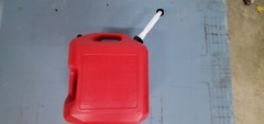 5600 5 gallon vented 2 handle midwest gas can w/ FREE flow flexible nozzle/spout