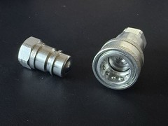 One Set 1/4″ Body 1/4″ NPT Poppet Pioneer Style Hydraulic Quick Connect Coupler