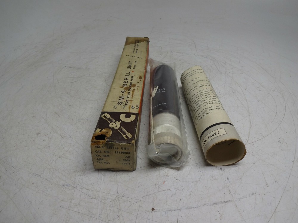 S&C Electric SM-4 Refill Unit 121300R3 Fuse 121300-R3 7.2 KV 200E Amp Tcc 153-4