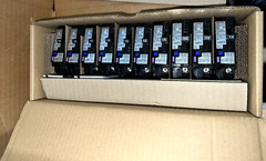 10 x SIEMENS QA115AFCN 15A 15A AFCI PLUG ON NEUTRAL NO PIGTAIL WIRE NEW IN BOX