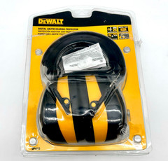Dewalt Digital AM/FM Hearing Protector w/ LCD Display Model DPG15