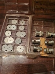 Lot of 83 – Spraying Systems Nozzle VeeJet Spray Tips See Description.