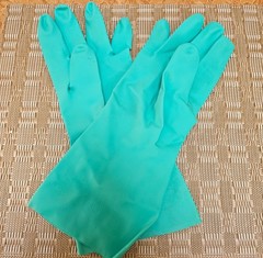 Gloves – Heavy Duty Nitrile Flock Lined Chemical Resistant 15 Mil Green – Medium