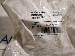 New Allen Bradley 60-2421 42GRU Universal Mounting Assembly
