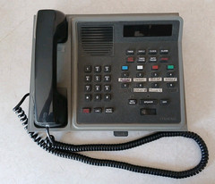 Vintage Comdial Voice Express Complete Office Secretary Company Desk Phone 1990s