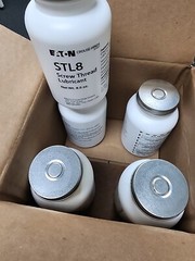 EATON Crouse-Hinds STL8 Screw Thread Lubricant 1ea 8 Oz