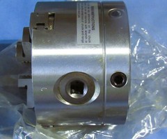 New Bison 7-866-8040 3-Jaw Self-Centering 4″ Dia. Scroll Chuck, Plain Back
