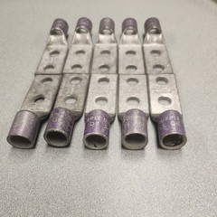 (10) Lug Ends 3/8″ X 1″ spacing 4/0 AWG STR CU Purple Die 15 54