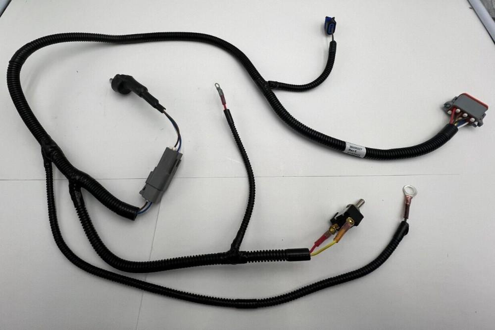 Amphenol Sine Systems Connector Plug AT06-12S with Wiring 39300227