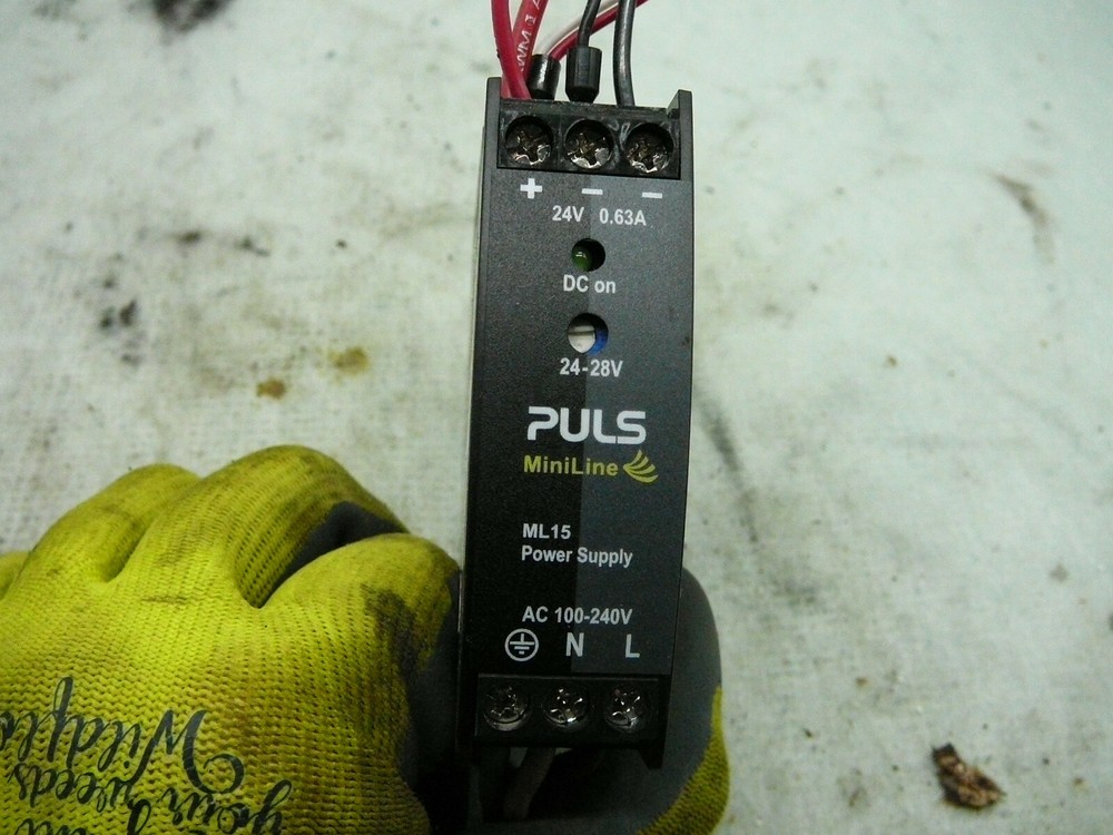 PULS MINILINE ML15 POWER SUPPLY AC 100-240V ML15.241
