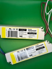 1 PHILLIPS ADVANCE XTANIUM LED DIMMING CONTROLLER 0-10V 12/24VDC 9137-108-30902