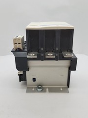 Telemecanique LC1F265 Contactor w Aux 285A 3P 3PH 600V 200HP 120/127V Coil