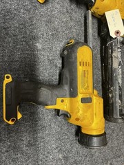 2 DEWALT DCE560B 20V Max Cordless Caulking Adhesive Gun’s ( Repair or Parts only
