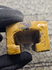 Romac 2D5572 Scarifier Tip Yellow fits CAT 12H, 12K, 12M, 120,120B, 120G, 120H