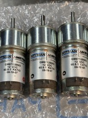 QTY 1 PITTMAN GEAR MOTOR 12 VOLTS 60.5:1 RATIO 3/16” SHAFT WITH FLAT CLEAN