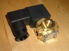 NEW! SMC VX3130-02F-5D1 Direct Operated 3-Port Solenoid Valve, 24VDC 1/4″ 0.3MPa