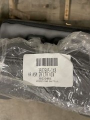 2022 Dodge Ram 2500 / 3500 Pick-Up Truck Rear Seat ; Vinyl