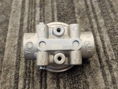 Donaldson P561131 Hydraulic Filter Head Assembly 3/4-13″ NPT