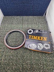 Timken 415138 Type 41 Radial Oil Seal 5.750″ Bore x 4.750″ Shaft x 0.500″ Width