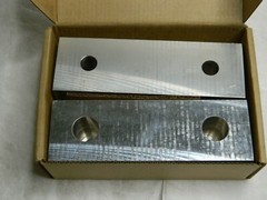 Gibraltar 6″ Wide x 2″ High x 2″ Thick, Flat/No Step Vise Jaw 1 Pair 428-1079