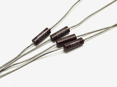 4pcs – IRC RNC60J RN60C 1.5K (1K5) 0.5W (1/2W) 1% Mil Metal Glaze Resistor