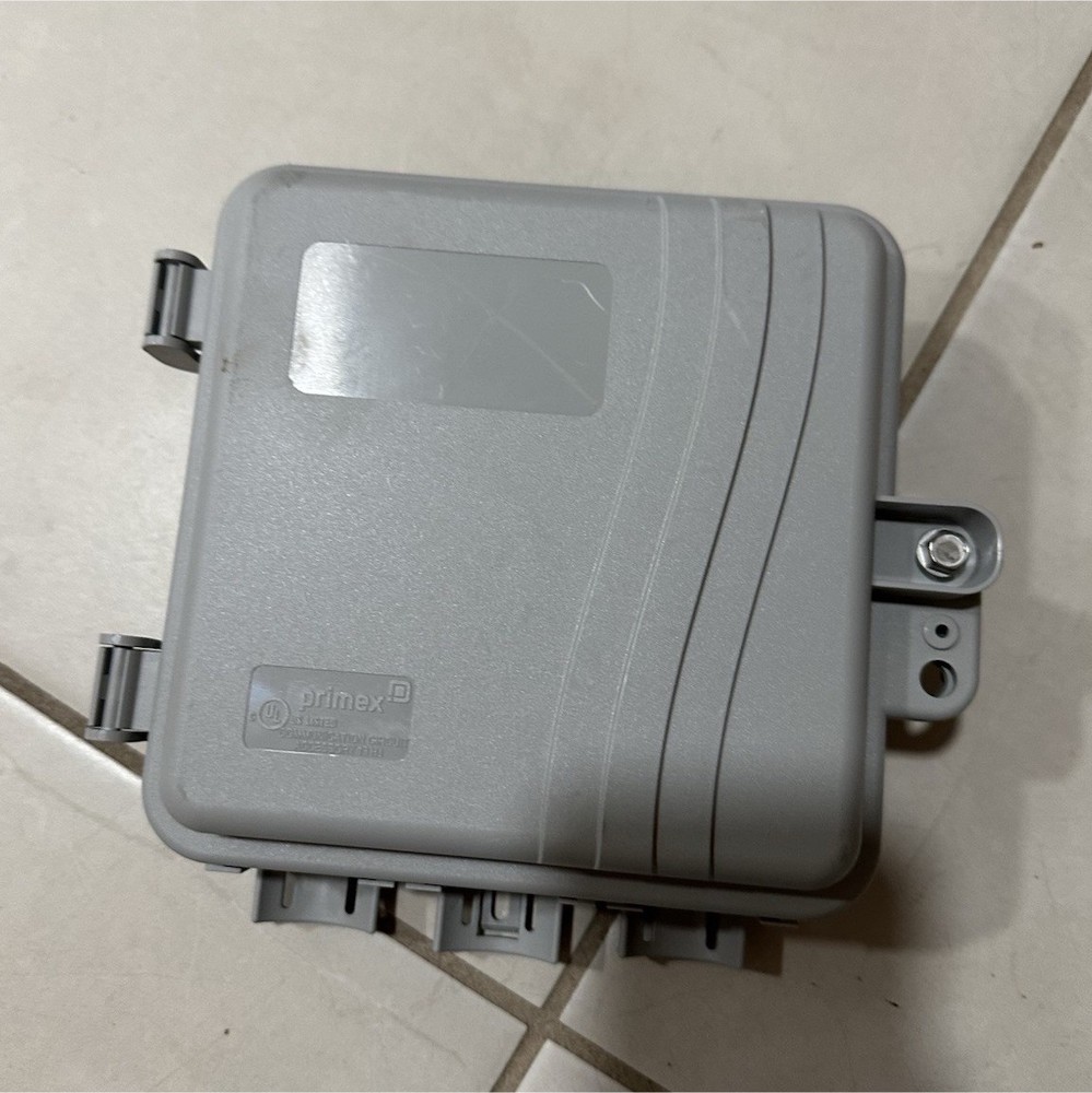Primex P350 Gray Plastic Indoor/Outdoor Weatherproof Enclosure Box Square Wall