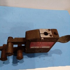 Lot of Pratt and Whitney Tri roll Thread Comparator & couple other brands