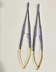HU-FRIEDY Castroviejo Needle Holder 7″ 18cm Lot of 2 Pcs NH5024SiM NH5024RC