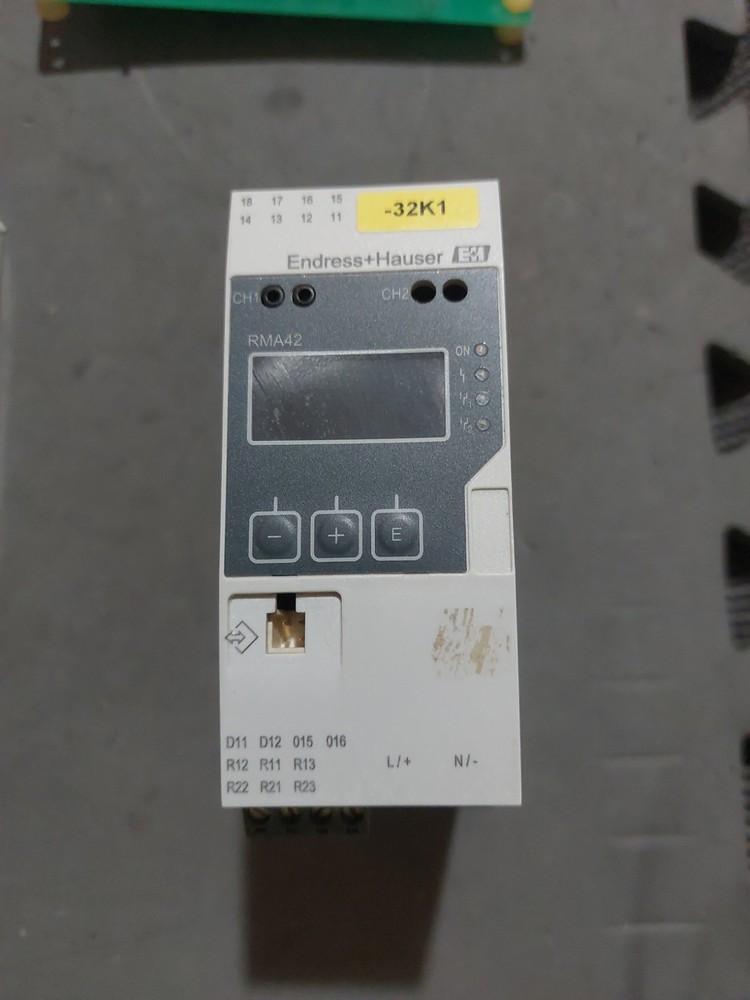 ENDRESS+HAUSER RMA42. Endress+Hauser RMA42-AAC. USED. TESTED. AS PICTURED.
