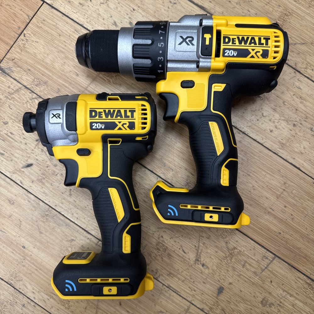DeWalt 20V MAX DCF888S 1/4″ Impact Driver and DCD997CS 1/2″ Drill Combo As Is