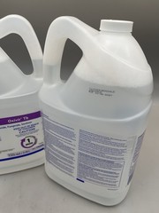 2 Pack Diversey Oxivir Tb Disinfectant Cleaner 1Gal Each 3.78L 100898636