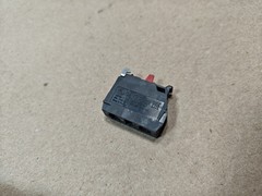 ZBE102 1PC New Schneider Contact Block, ZBE102, Ships Next Day
