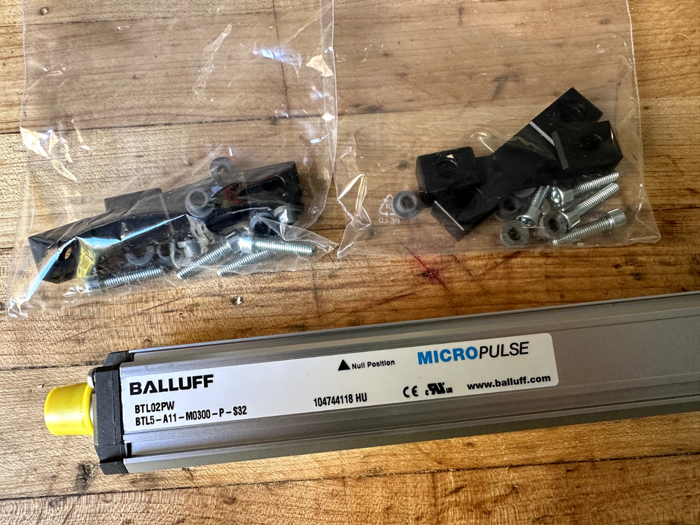 Balluff Micropulse Transducer BTL5-A11-M0300-P-S32 BTL02PW (NOS) (300mm stroke)