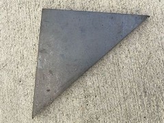 Sandbaggy 4″ x 4″ Triangle Structural Gusset Plate – 7 Gauge Steel (3/16″ Thick)
