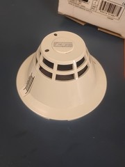 EDWARDS EST SIGA-PS INTELLIGENT PHOTO ELECTRIC SMOKE DETECTOR