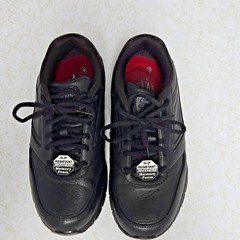 SKECHERS Sure Track Slip Resistant Memory Foam Work Shoes 77235W Men’s 9.5 Wide