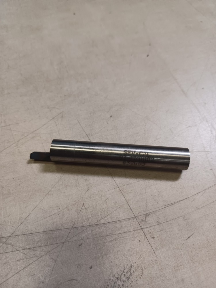 SEV CAL 93-HM0002 #32603 3-1/2″in L X 1/2″in W End Mill Cutting Tool