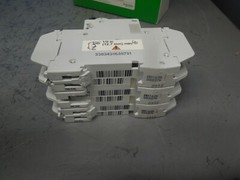 Schneider 60170 Multi 9 C60 C Curve 2A 3p 240VAC 60VDC Din Rail Breaker Surplus