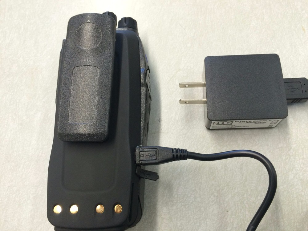 MOTOROLA APX1000 APX4000 USB BATTERY & CHARGER 2600mAh AC,DC,VEHICLE PMMN4409