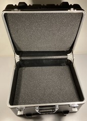 Guitar Effects Pedal Board Travel Case Heavy Duty Polyethylene Handle W/Wheels