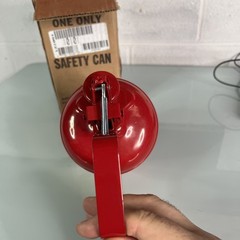 1 Quart Type I Red Safety Gas Can for Gasoline with Flame Arrester, Self-Clos…