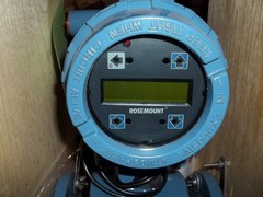 NIB ROSEMOUNT 8732EMT1A1N5M4 8705TPE010S1M0G3B3 MAGNETIC FLOW METER (HH6)