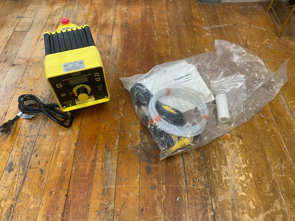 Milton Roy C931-311SI Microprocessor Dosing Pump 120VAC 3.50A 8.00GPH 60.00PSI