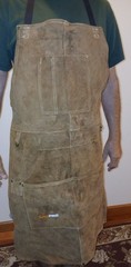 ARCPRO Split Leather Welding Apron with 6 Pockets Adjustable 23.5″W x 35″L-NEW
